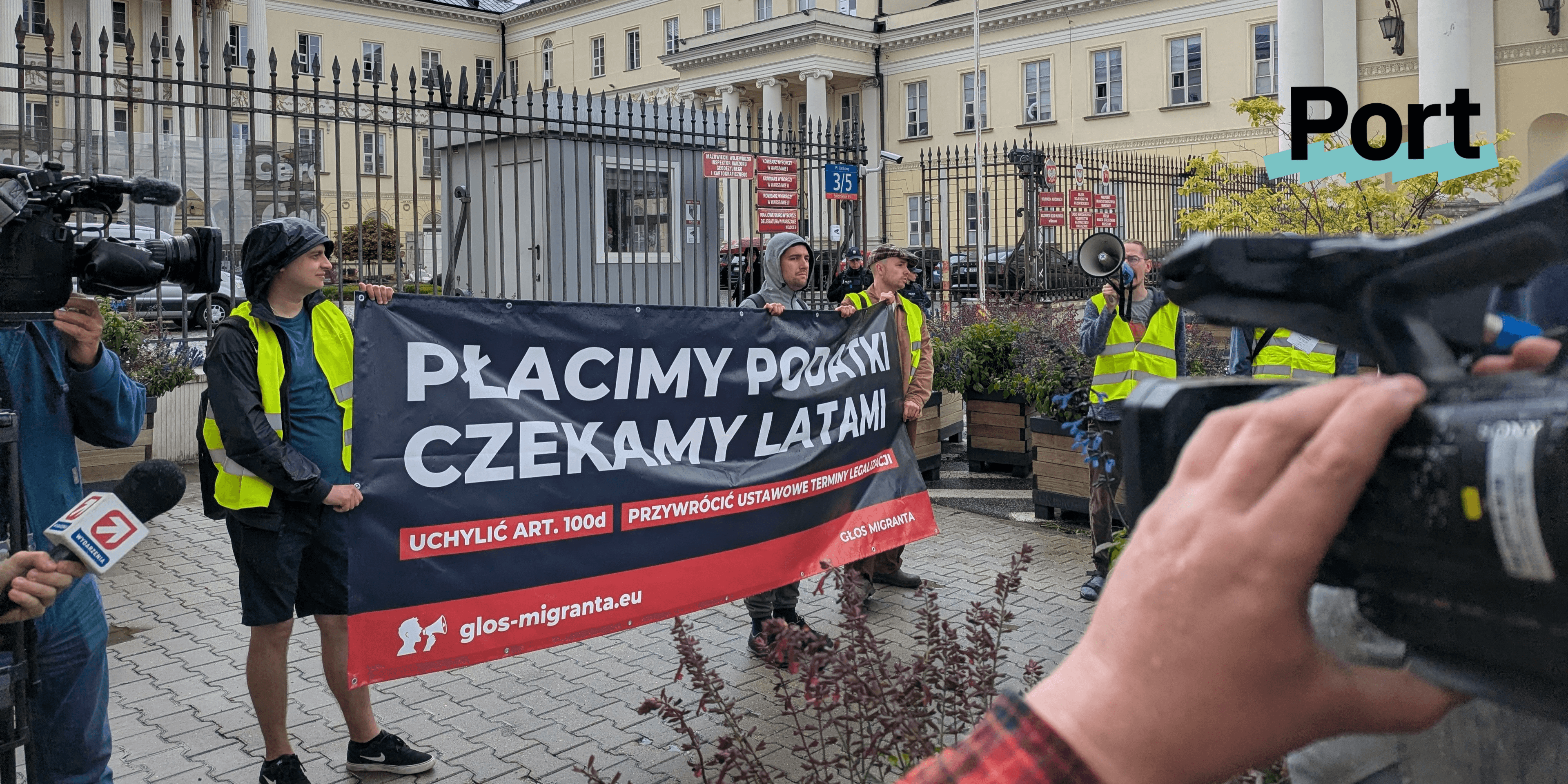 Статья «Платим налоги — ждём годами»
