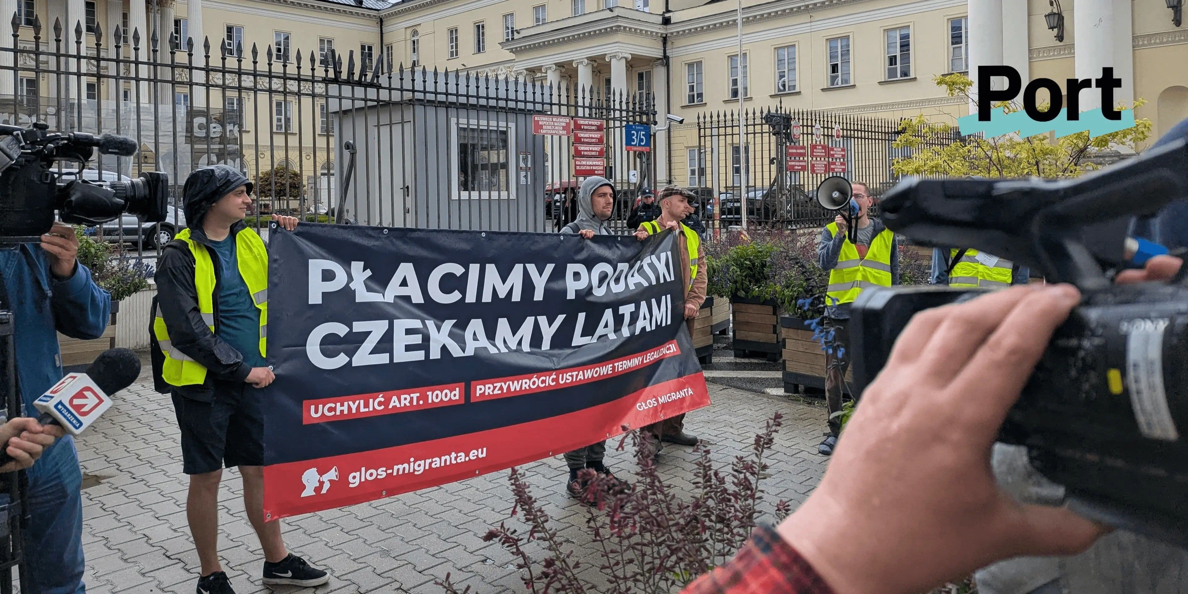 Митинг «Голос мигранта» в Варшаве. Фото: Port