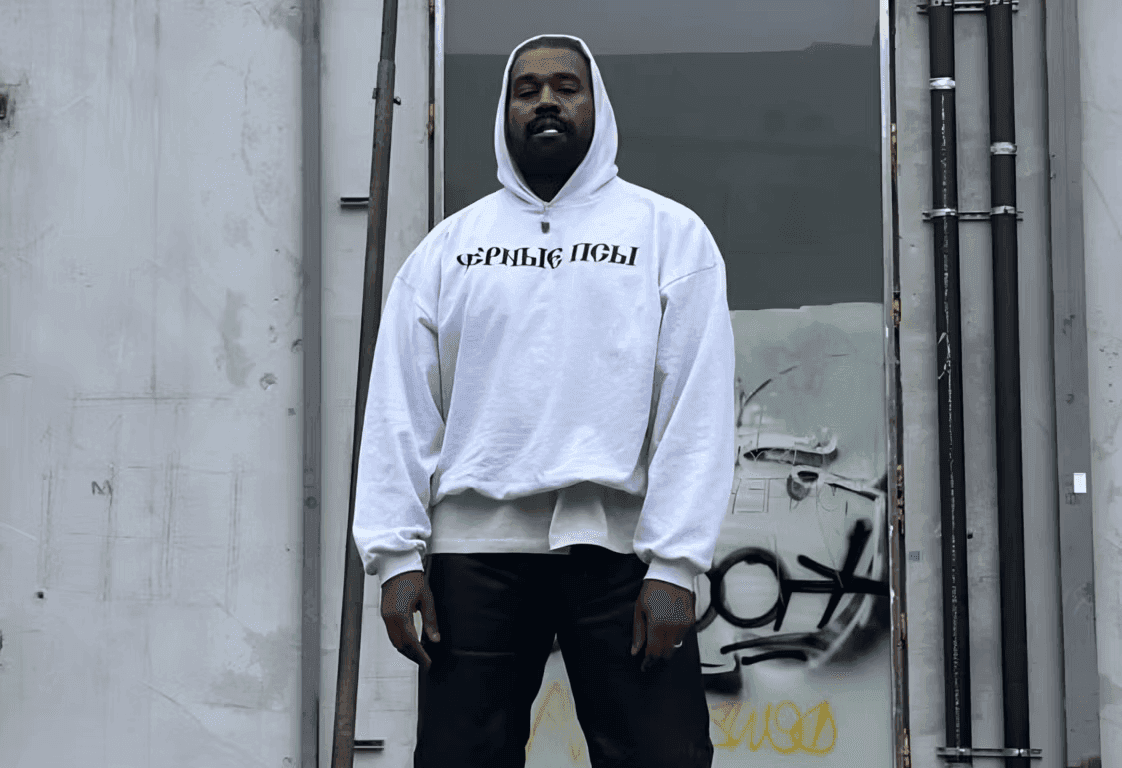 Канье Уэст в худи Yeezy дизайна Гоши Рубчинского. Фото: Kanye West / Instagram