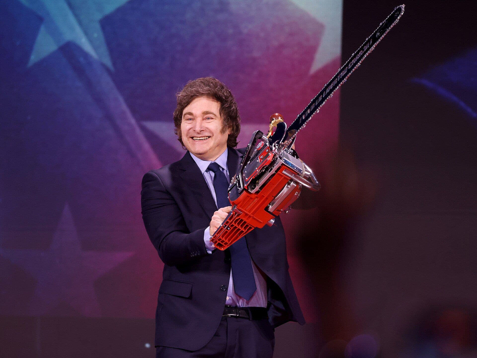 Статья Как Хавьер Милей провёл хорошую «шоковую терапию» и кому от неё стало плохо