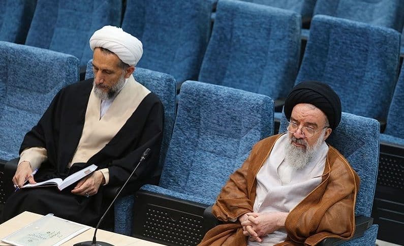 Статья Кто возглавит Иран после смерти аятоллы Али Хаменеи?