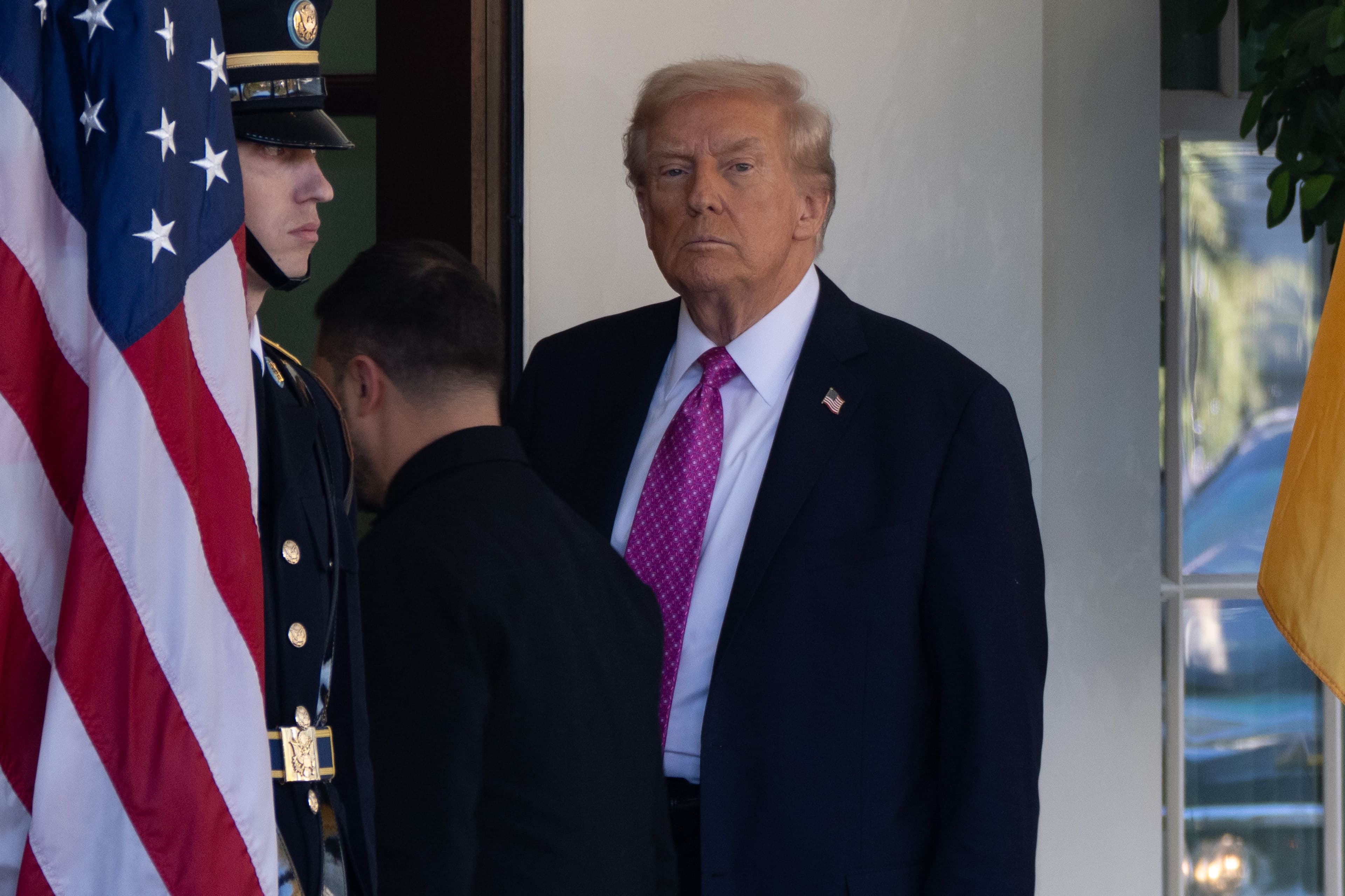 Статья Трамп отказал Зеленскому на «жёсткой встрече»