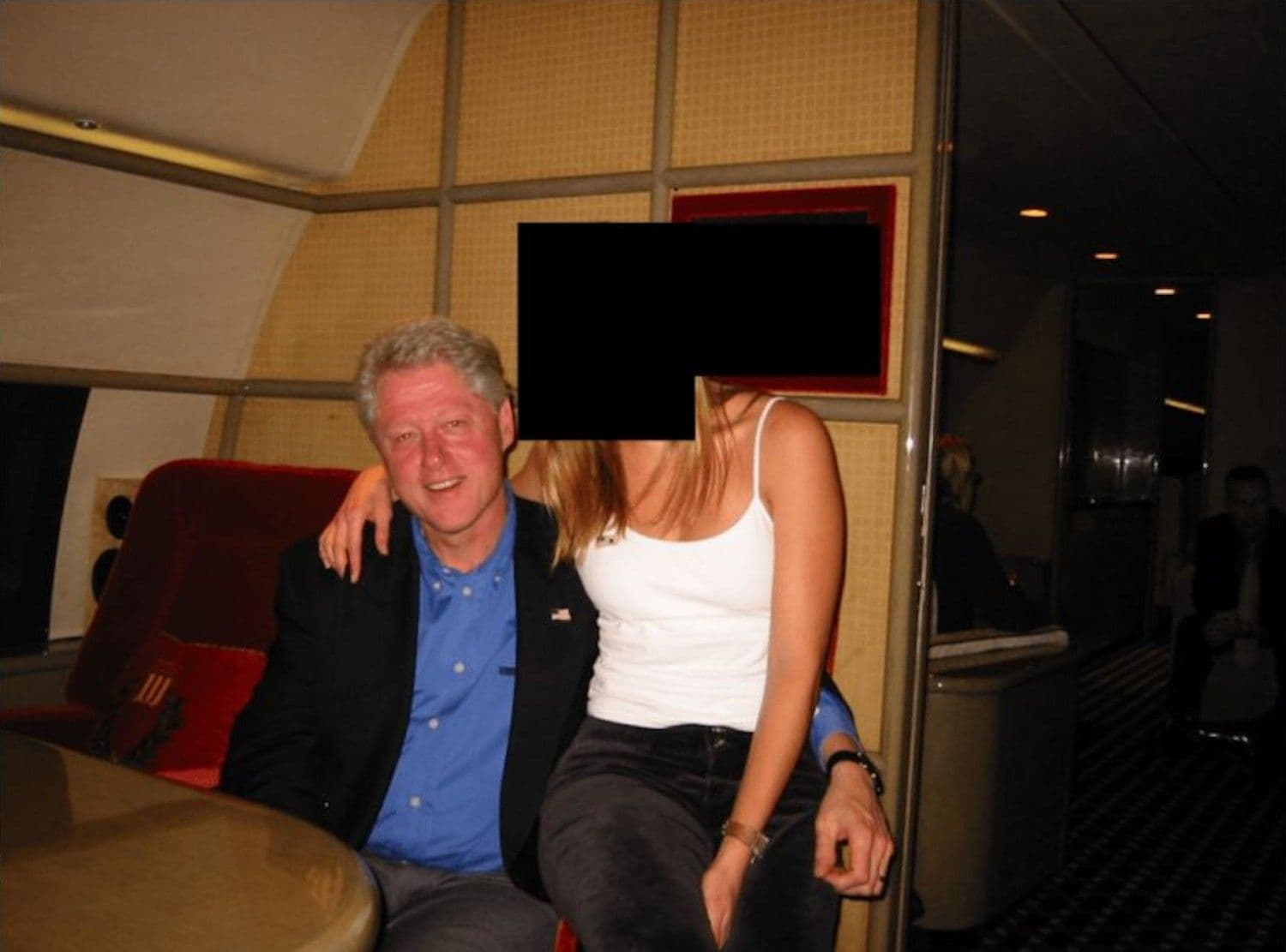 Билл Клинтон в документах по делу Эпштейна. Фото: Department Of Justice / Zuma Press / Forum