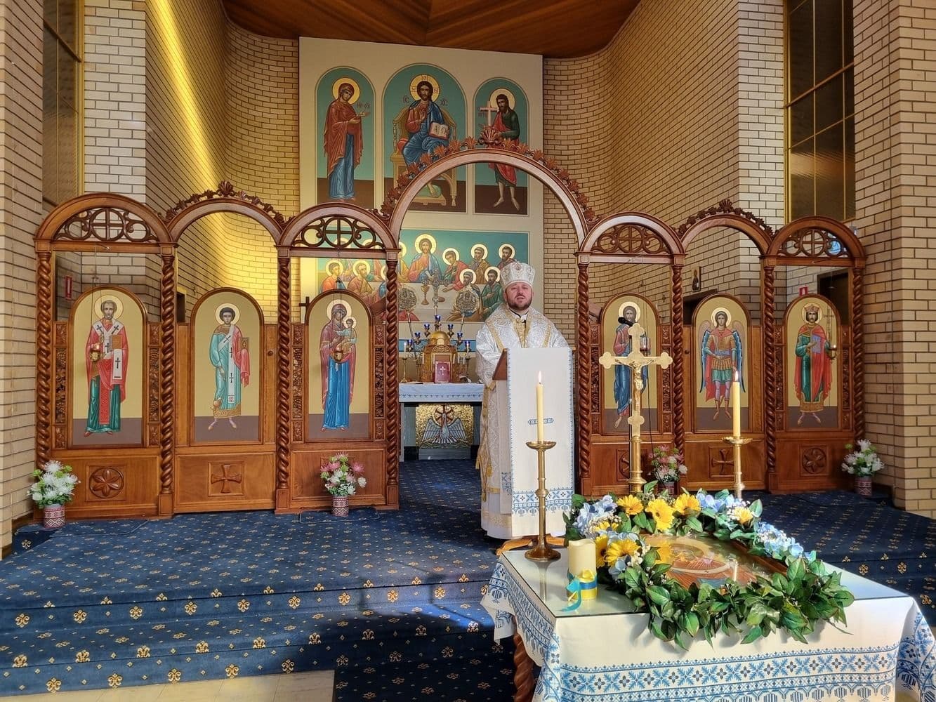 Литургия в греко-католической церкви Покрова Пресвятой Богородицы в 2023 году. Фото: Mykola Bychok / Facebook