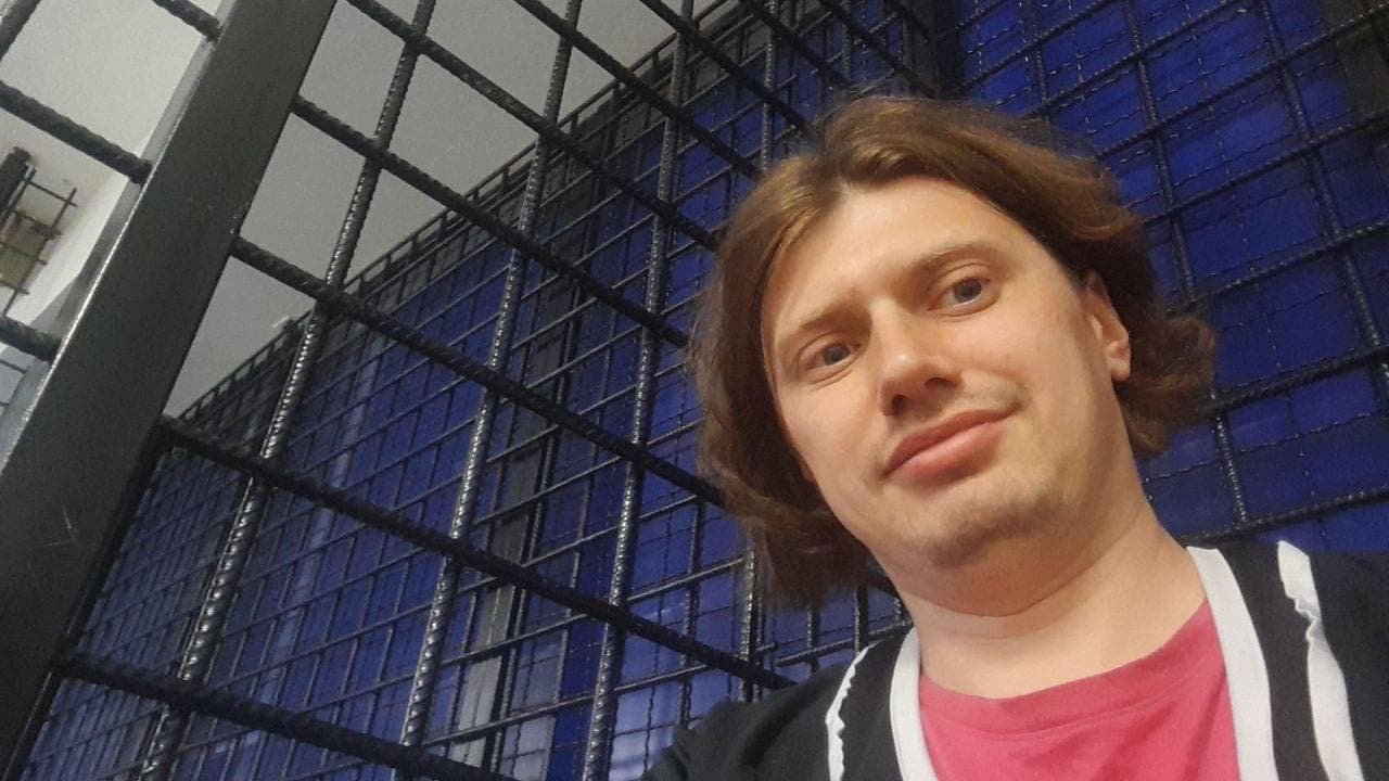 Карточка Владислава Ариничева из базы розыска МВД