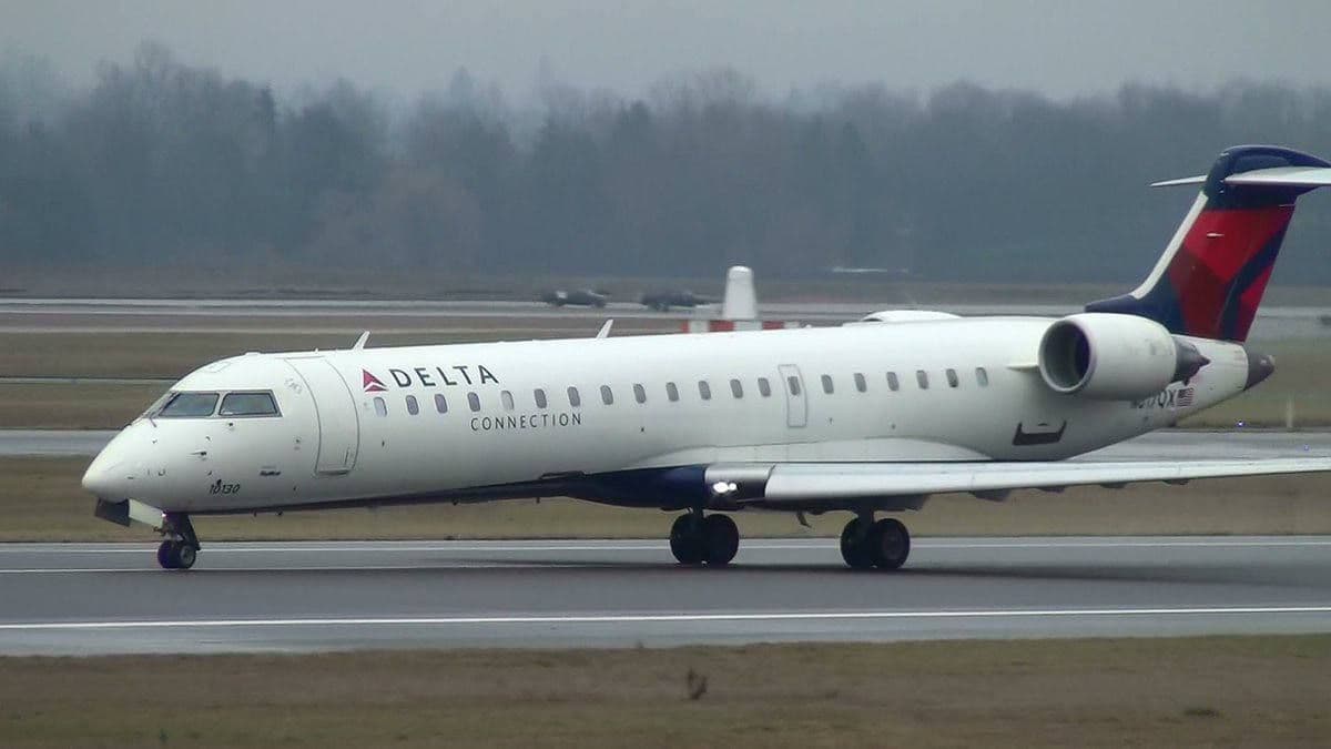 Самолёт Bombardier CRJ700. Фото: соцсети