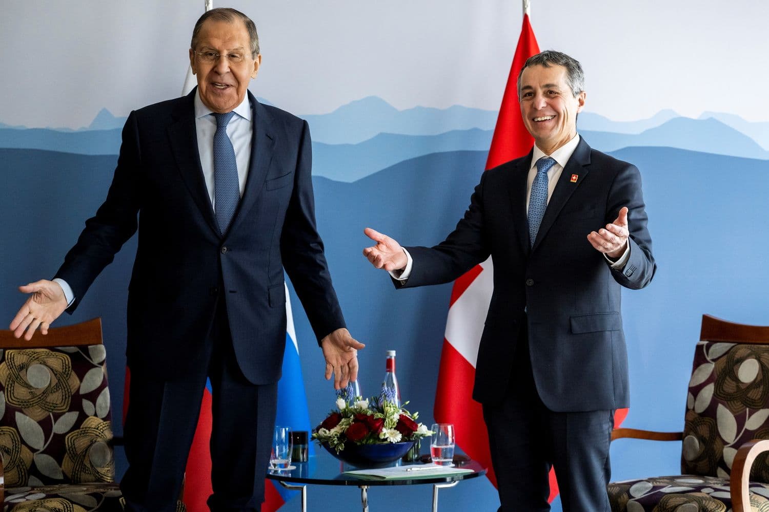 Иньяцио Кассис и Сергей Лавров. Иллюстративное фото: POOL / Reuters / Forum