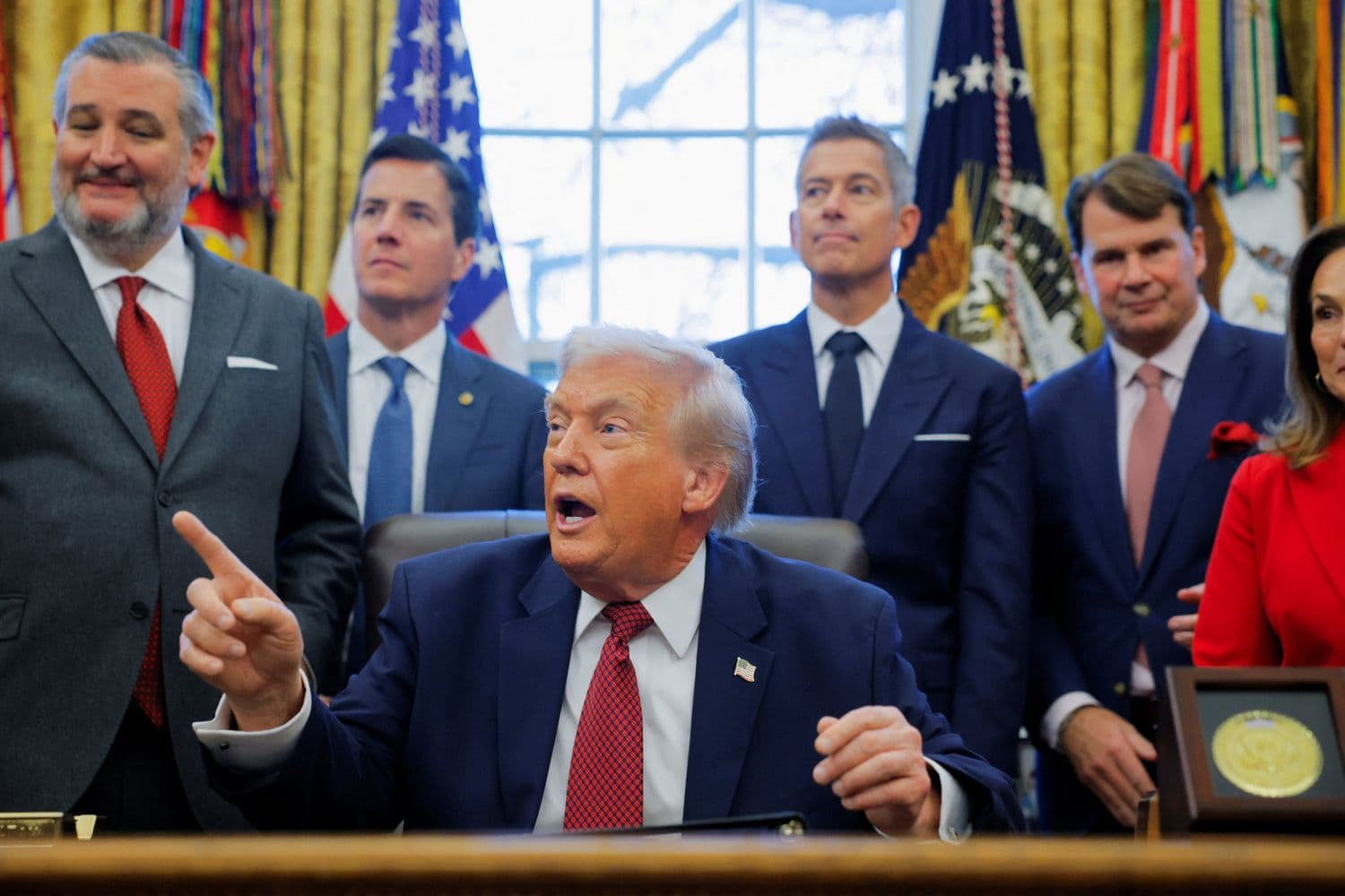 Трамп в Белом доме. Фото: Brian Snyder / Reuters / Forum